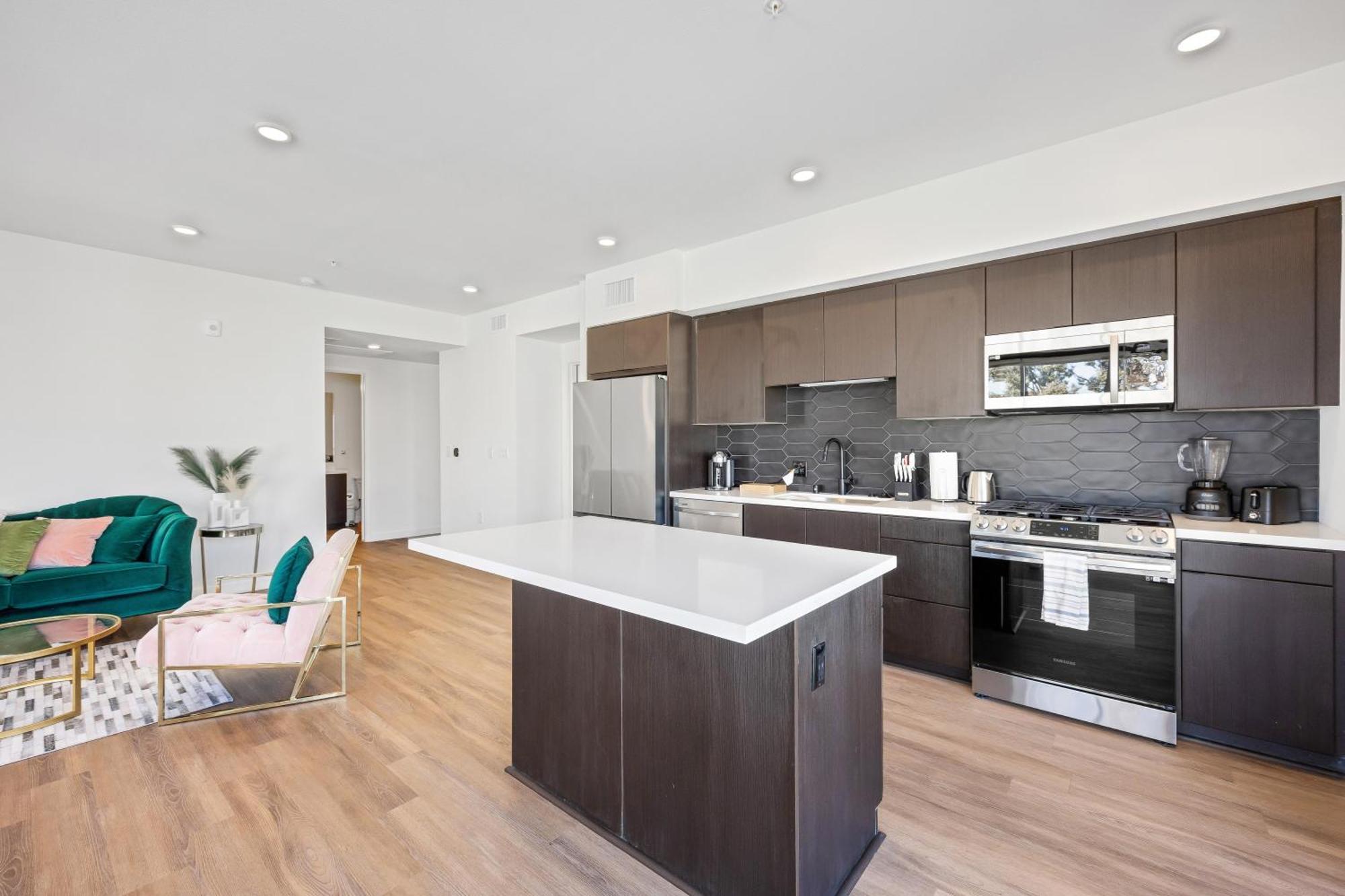 One Lux Hollywood View La Appartement